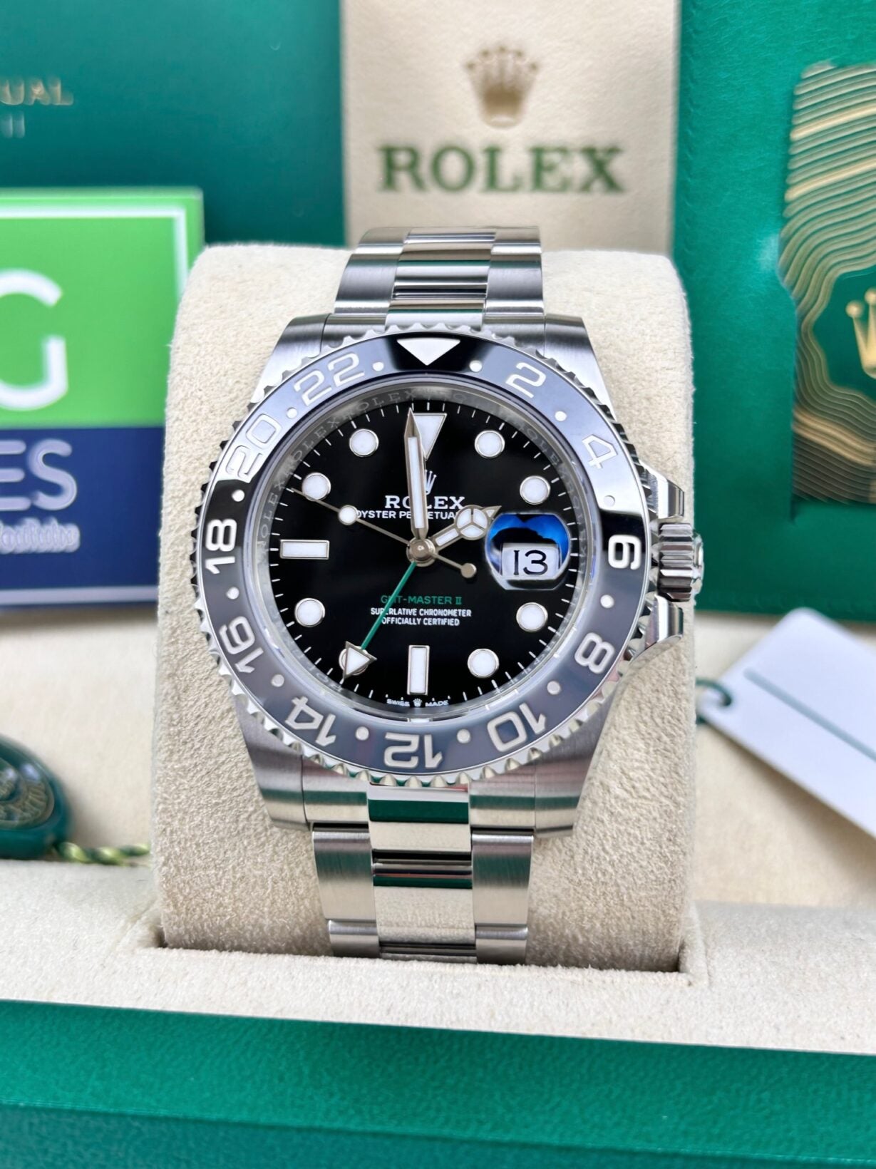 GMT BRUCE WAYNE OYSTER